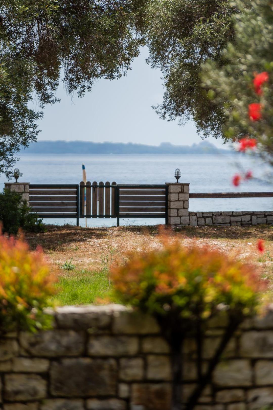 Waterfront Barbati By Villa2Be Εξωτερικό φωτογραφία