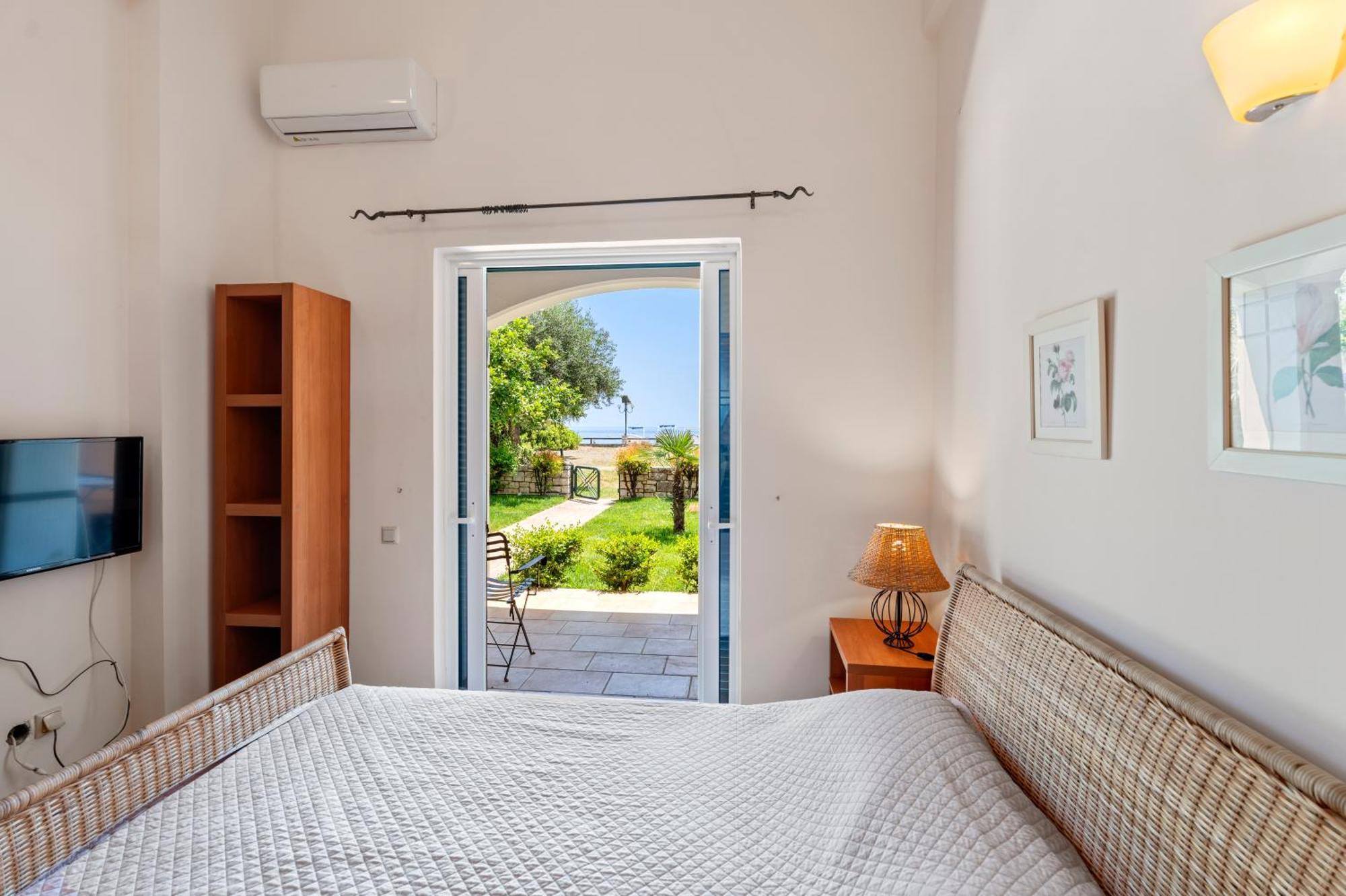 Waterfront Barbati By Villa2Be Εξωτερικό φωτογραφία